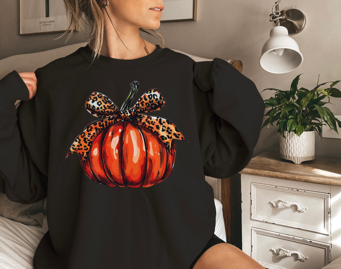 Leopard Pumpkin Gildan Crewneck