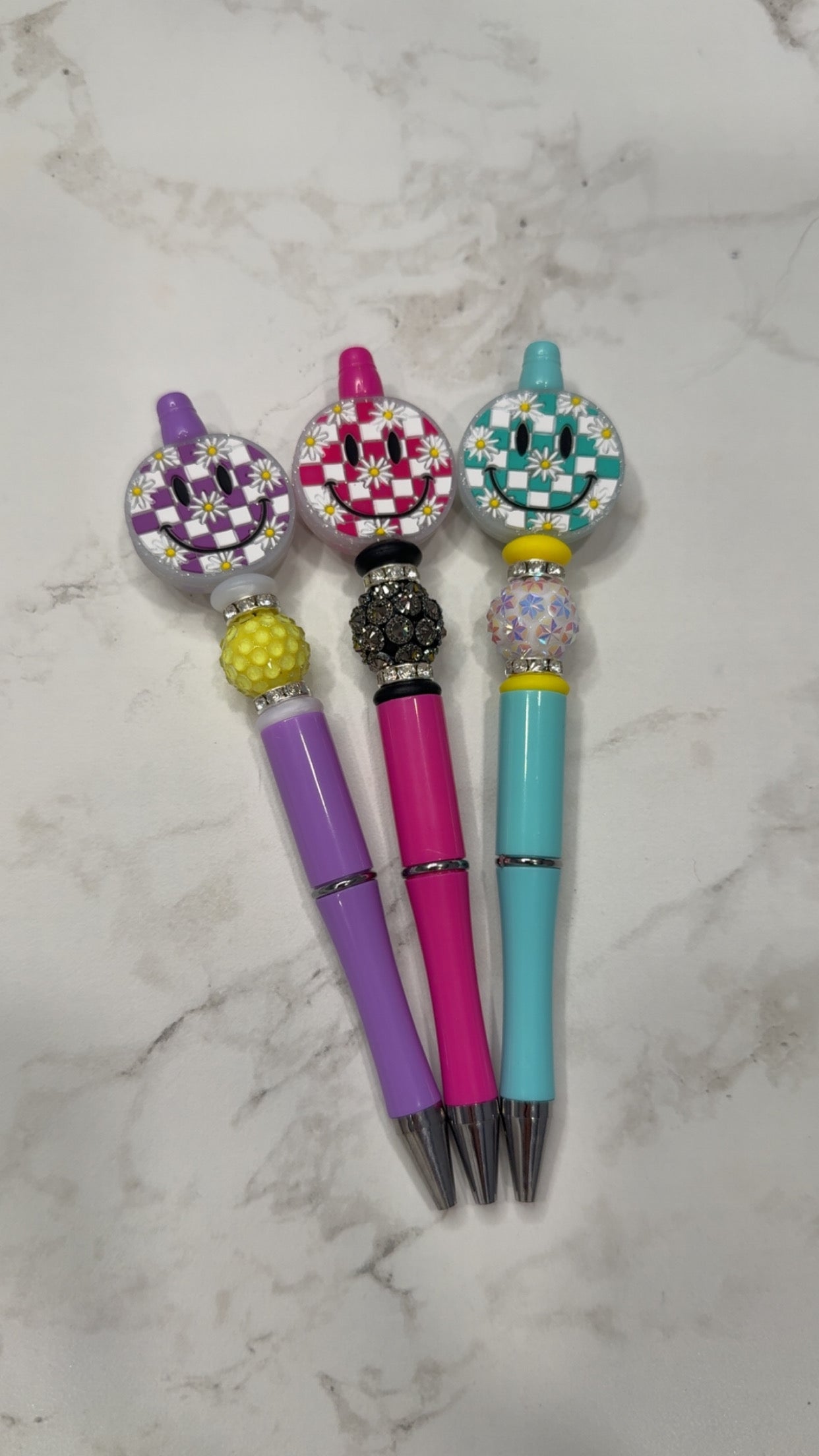 Set of 3 smiley ink refillable pens